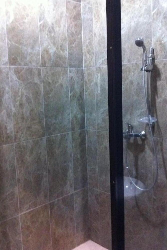 Votel Viure Hotel Jogjakarta Maguwo Εξωτερικό φωτογραφία