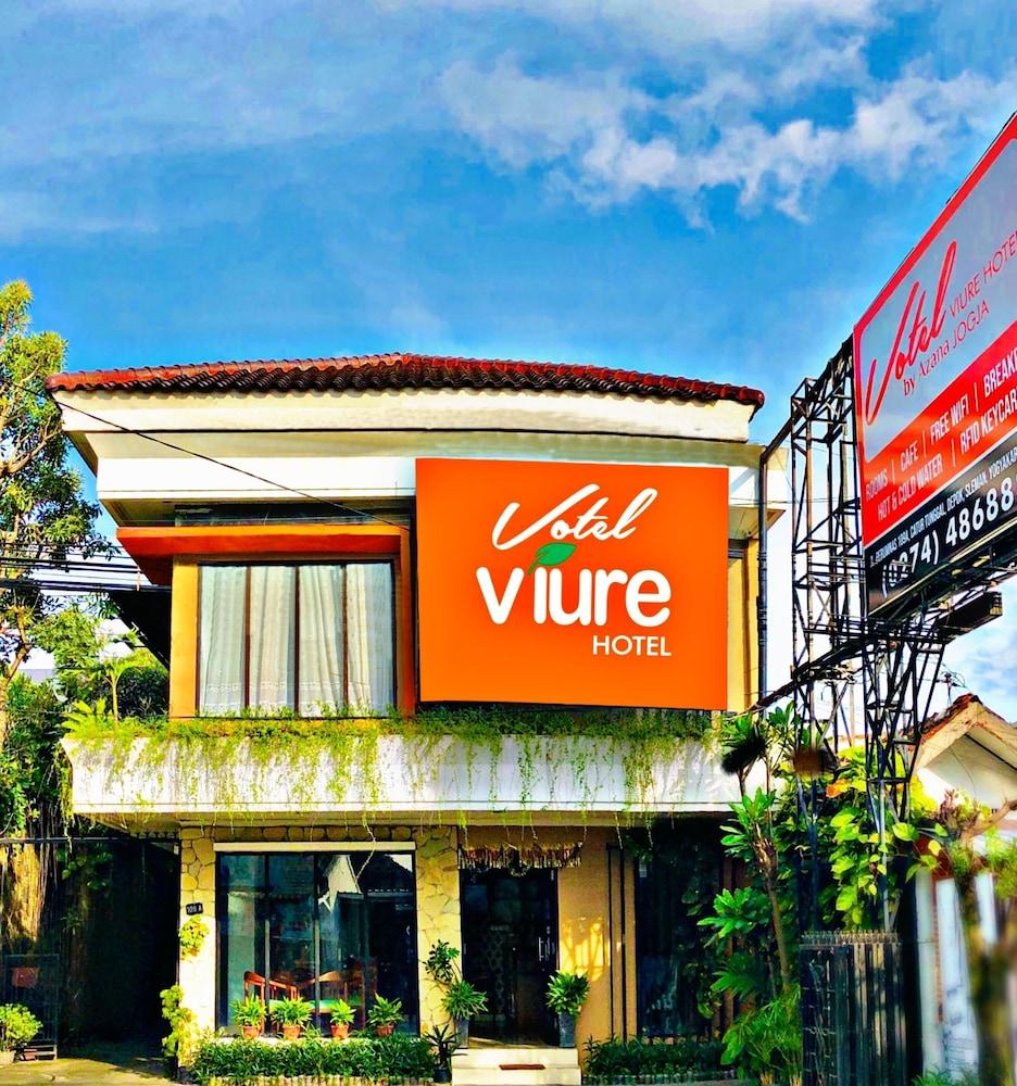 Votel Viure Hotel Jogjakarta Maguwo Εξωτερικό φωτογραφία