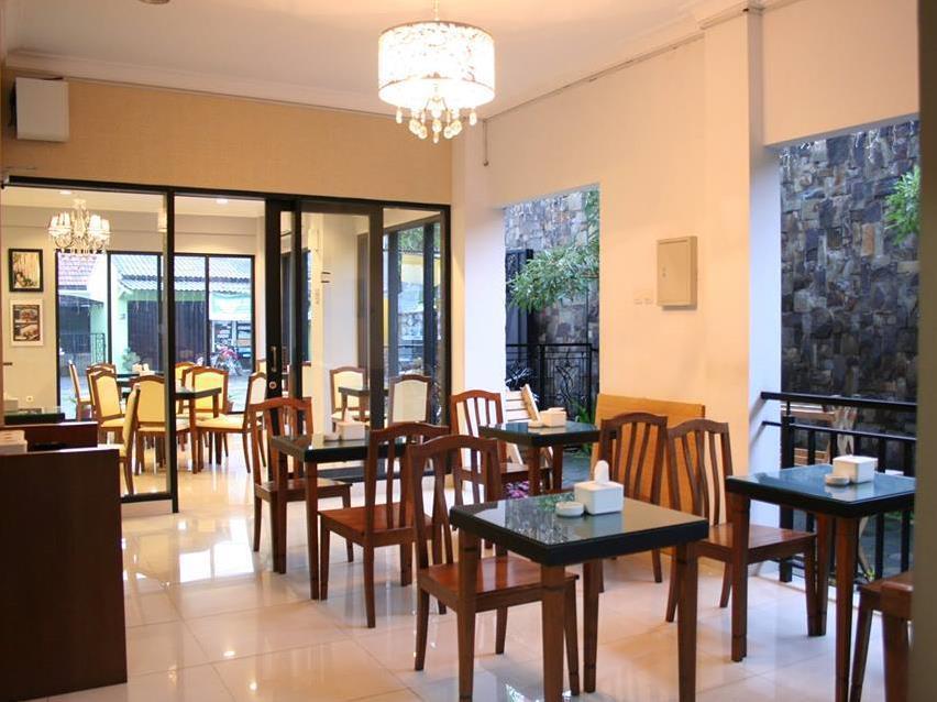 Votel Viure Hotel Jogjakarta Maguwo Εξωτερικό φωτογραφία